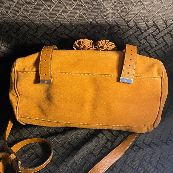 Mulberry Tassel Alexa Satchel in Sycamore Suede with Shiny Gold Tone Hardware - Picture 5 of 15